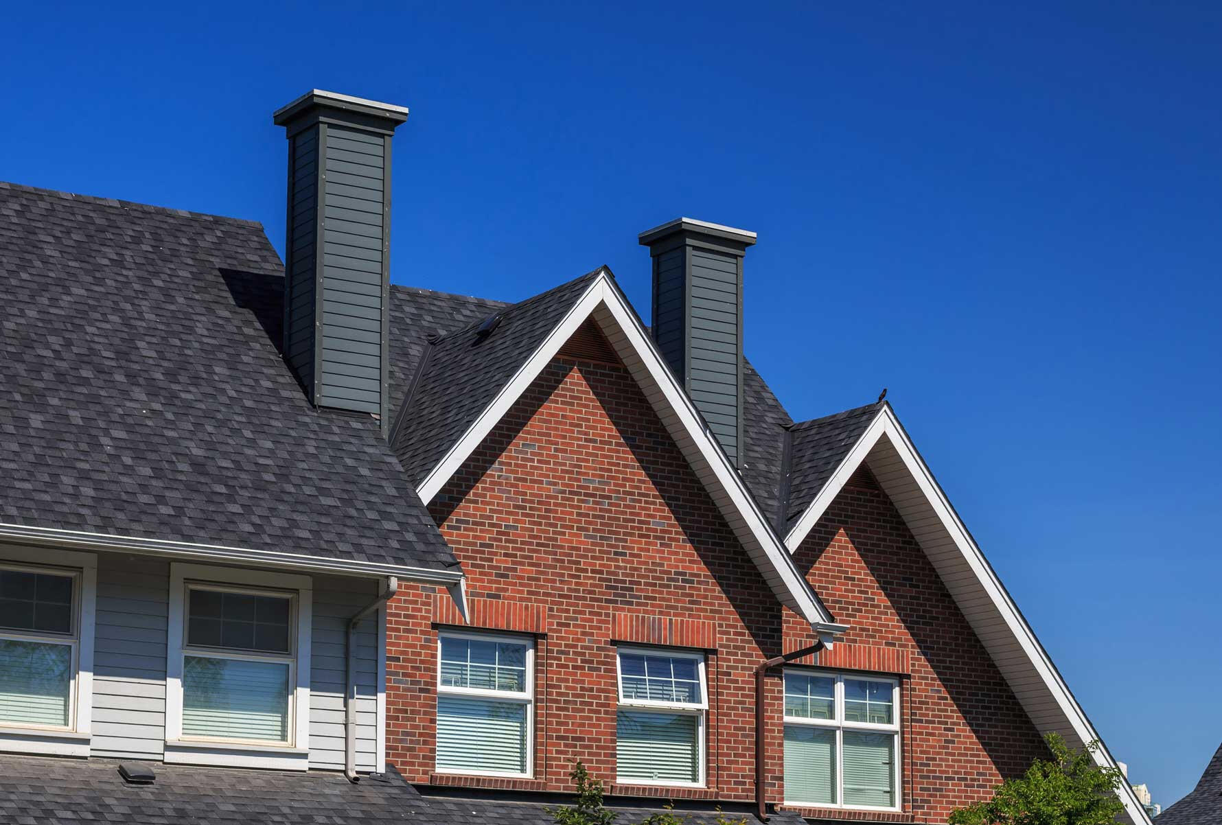Shingle Roof Grey roof installation repair Toronto